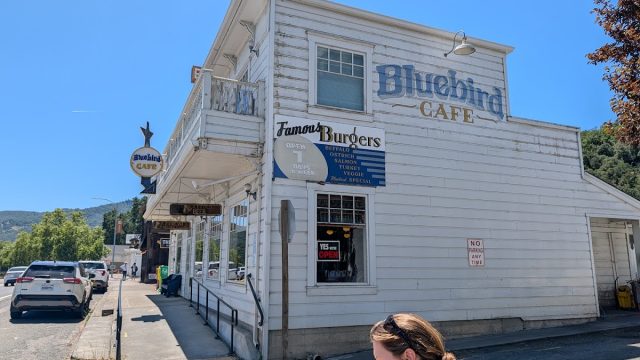 Bluebird Cafe