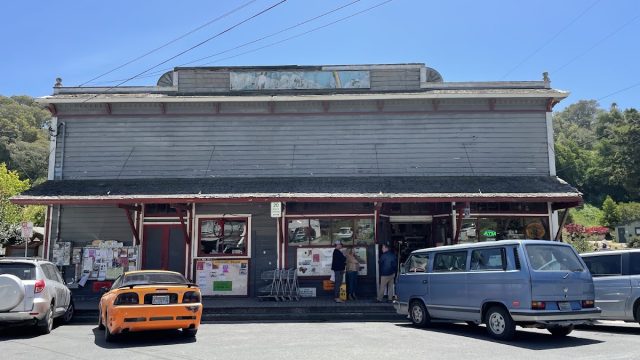 Bolinas Super Market