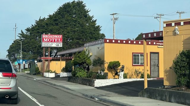 Broadway Motel