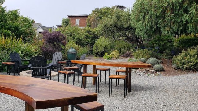 Café Beaujolais