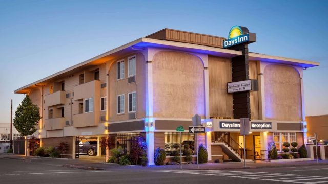 Days Inn by Wyndham Eureka CA