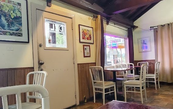 Hopper’s Corner Saloon