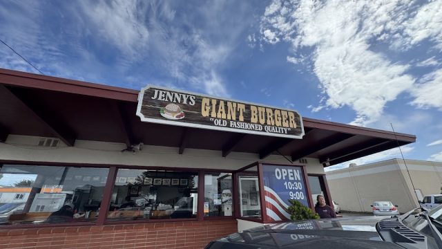 Jenny’s Giant Burger
