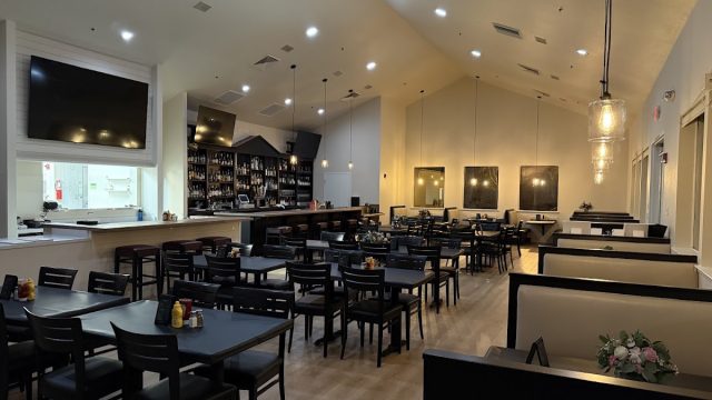 Jimmys Lakeside Grill