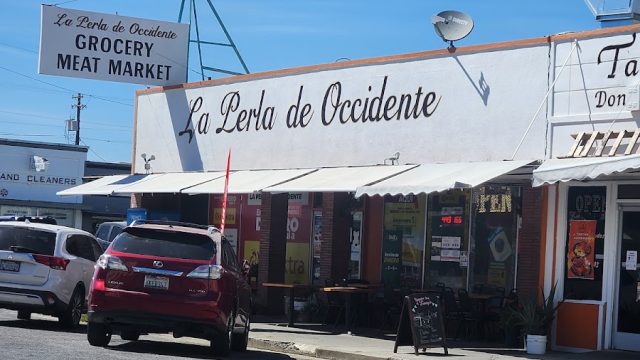 La Perla de Occidente | Grocery & Taquería