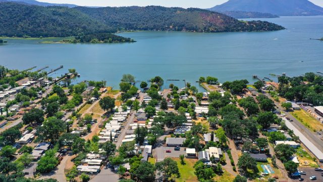 Lake Front Mobile Home & RV Park