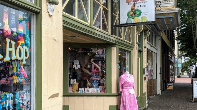 Little Shop of Hers