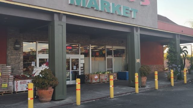 Lola’s Market