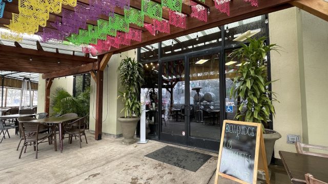 Los Molcajetes Bar & Grill