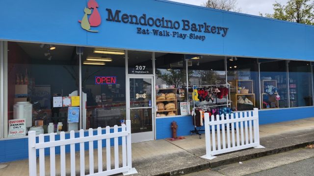 Mendocino Barkery