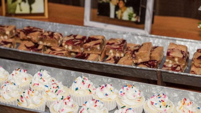 Mendocino Cakes