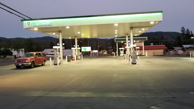 Redwood Gas / Aztec Grill