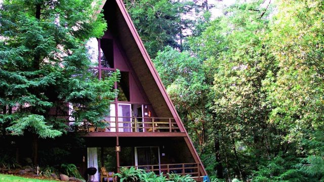 Redwoods River Resort and Pub
