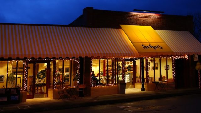 Schat’s Bakery & Cafe