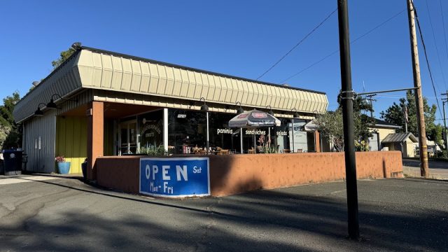 Scootrz Deli & BBQ