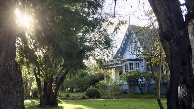 Shaw House Inn
