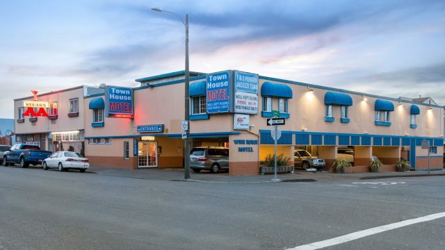 Town House Motel – Historic Old Town
