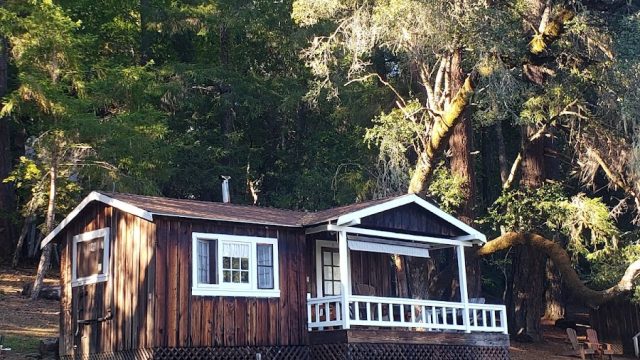 Van Zandt’s Redwood View Resort