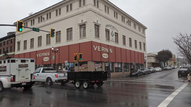 Verns Furniture and Appliances